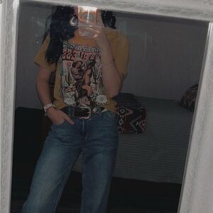 Meet your Posher, Josalyn